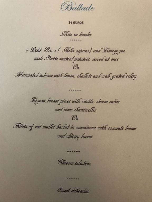 Evening menu at La Souce Bleue 